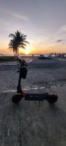HONEYWHALE G4 Max Patinete Eléctrico Plegable Negro/Rojo 60V 20,8Ah con Ruedas 12" y Luz LED photo review