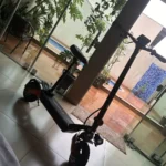 HONEYWHALE T8A Patinete Eléctrico Plegable Negro 48V 950W con Bluetooth y Luz LED photo review