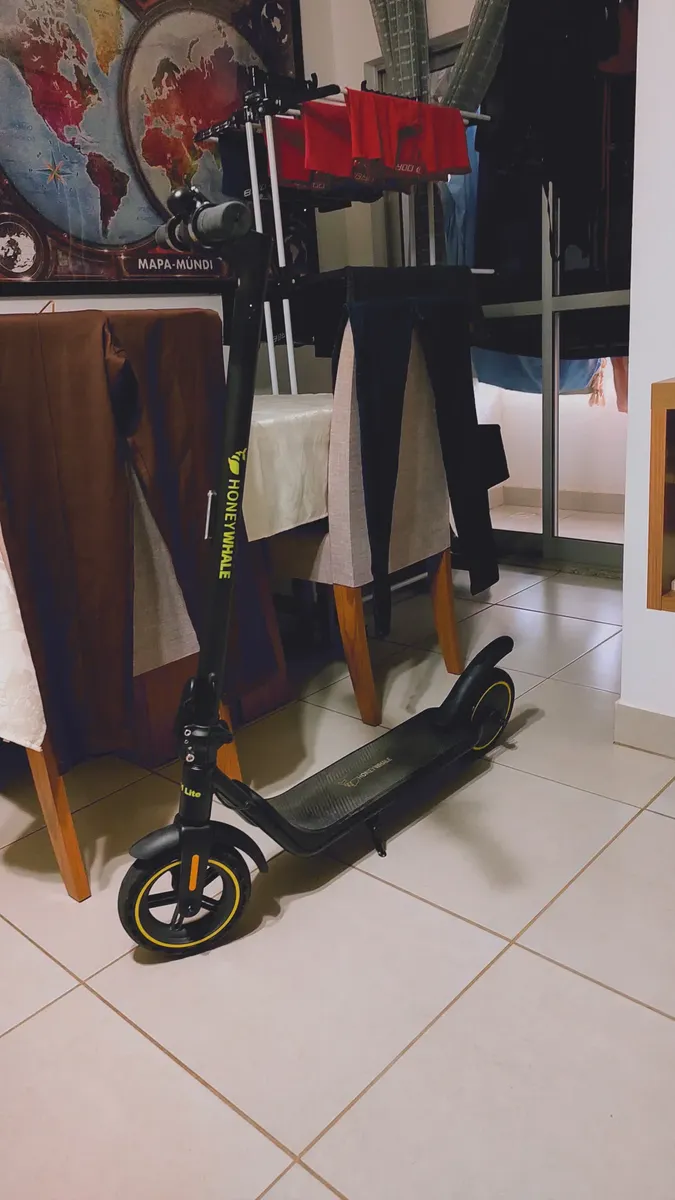 HONEYWHALE M1 Lite Patinete Eléctrico 500W Negro-Amarillo Plegable con Bluetooth y LED photo review