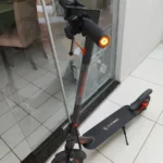 HONEYWHALE M2 MAX-B Patinete Eléctrico Plegable Negro/Naranja 36V 500W con Bluetooth, Luz LED y Freno de Disco photo review
