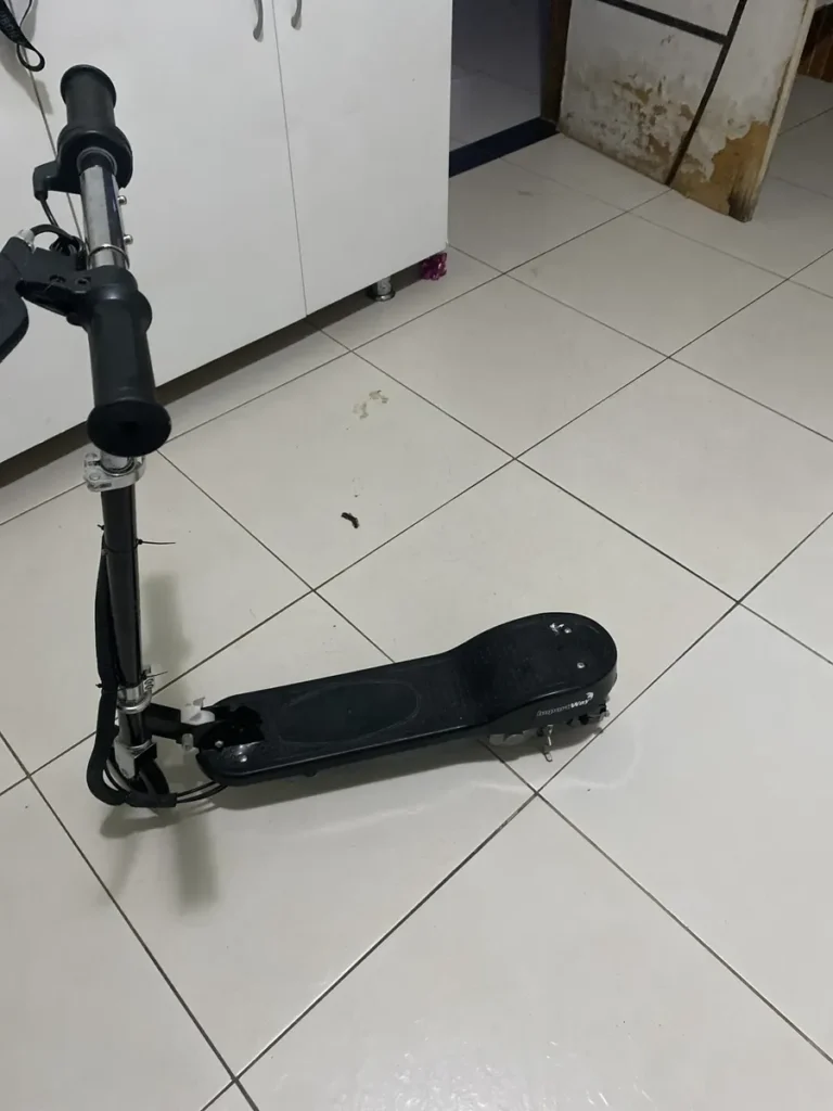 HONEYWHALE Patinete Eléctrico M1 Lite 500W Negro-Amarillo Plegable con Bluetooth y LED photo review