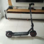 HONEYWHALE Patinete Eléctrico M2 Pro 500W Plegable 8,5" Blanco con Bluetooth y LED photo review