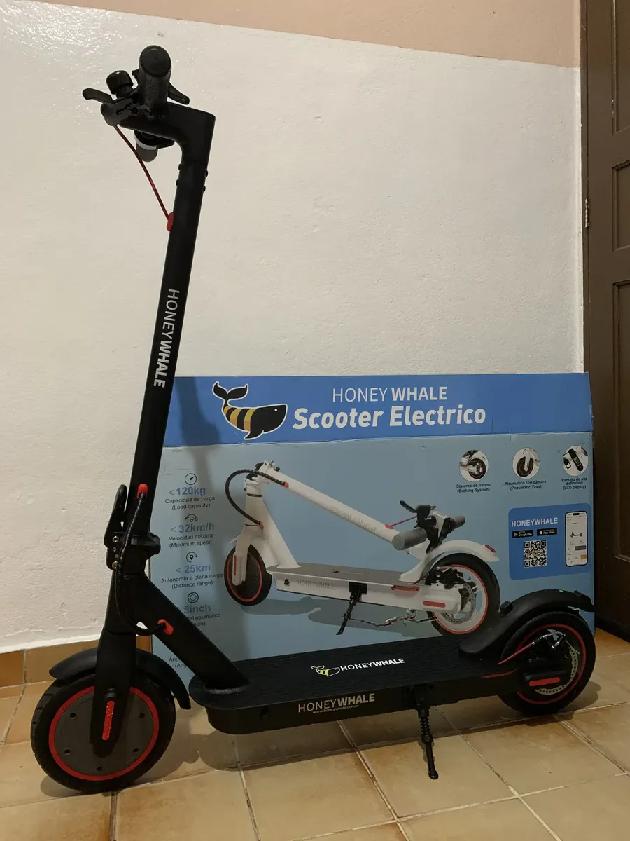 HONEYWHALE M2 Pro Patinete Eléctrico 500W Plegable 8,5" Blanco con Bluetooth y LED photo review