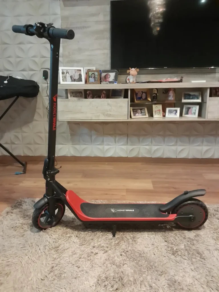 HONEYWHALE Patinete Eléctrico M1 Lite 500W Negro-Amarillo Plegable con Bluetooth y LED photo review
