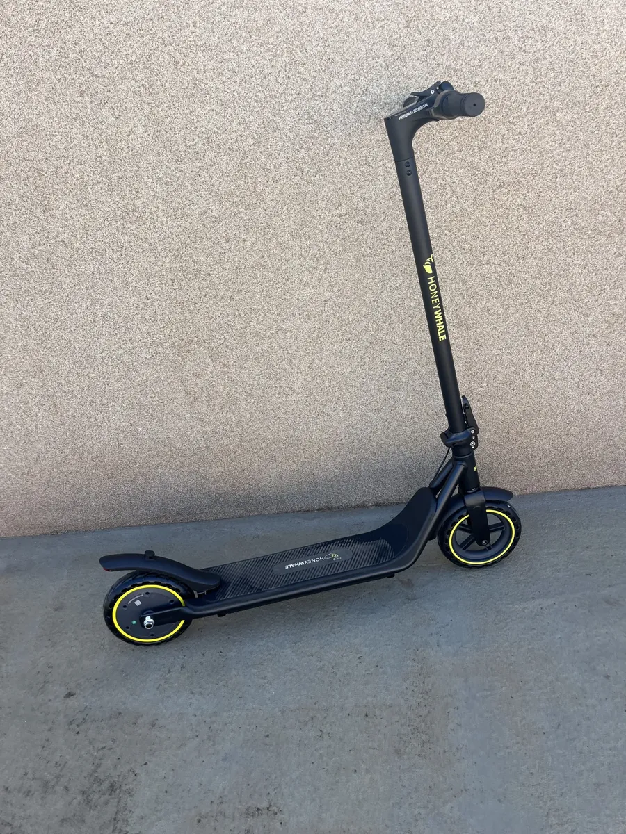 HONEYWHALE M1 Lite Patinete Eléctrico 500W Negro-Amarillo Plegable con Bluetooth y LED photo review