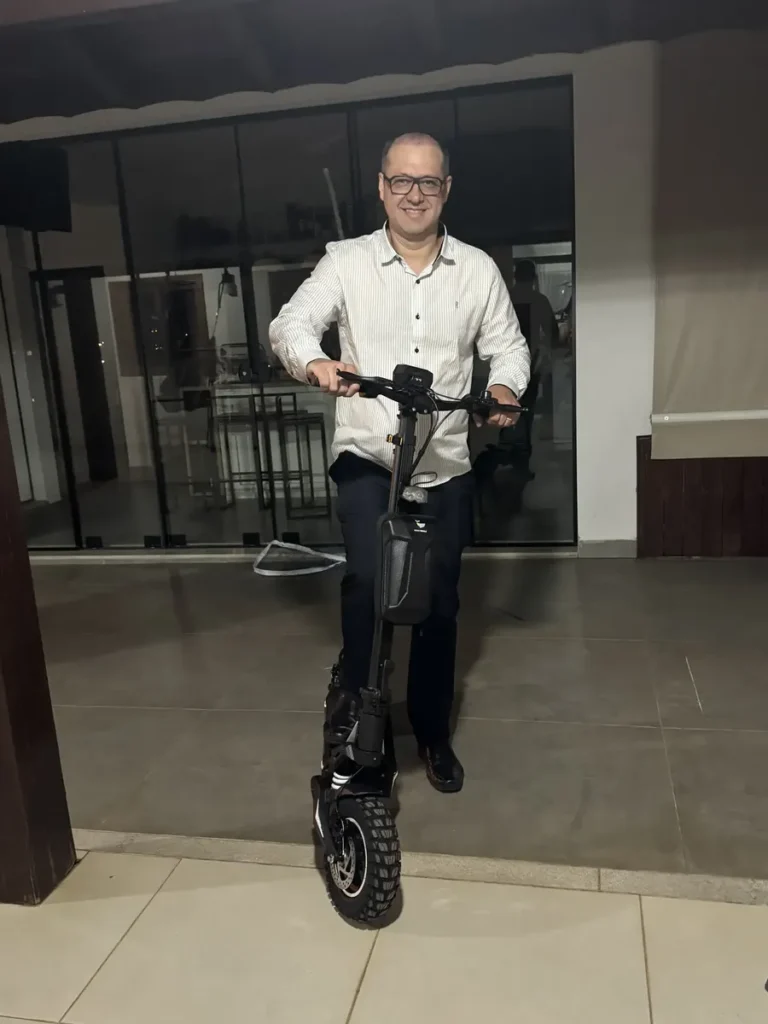 HONEYWHALE G3 Pro Patinete Eléctrico Plegable Negro 48V 1640W con Ruedas 12" y Luz LED photo review
