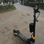 HONEYWHALE G4 Max Patinete Eléctrico Plegable Negro/Rojo 60V 20,8Ah con Ruedas 12" y Luz LED photo review