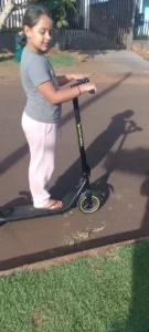 HONEYWHALE Patinete Eléctrico M1 Lite 500W Negro-Amarillo Plegable con Bluetooth y LED photo review