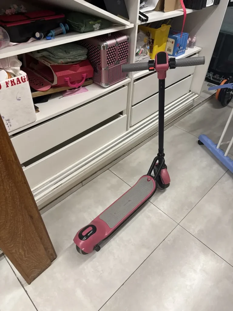 Honeywhale E2 - Patinete Eléctrico Infantil Rosa con Bluetooth photo review