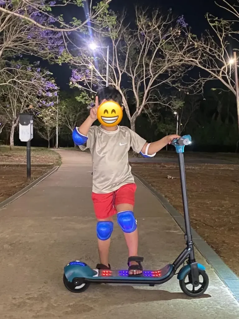 Honeywhale E2 - Patinete Eléctrico Infantil Rosa con Bluetooth photo review